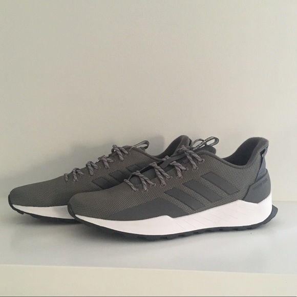 questar trail shoes